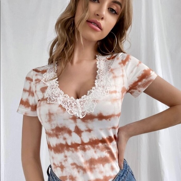 Tops - 🎈$5 Tye dye Contrast Tee 🎈